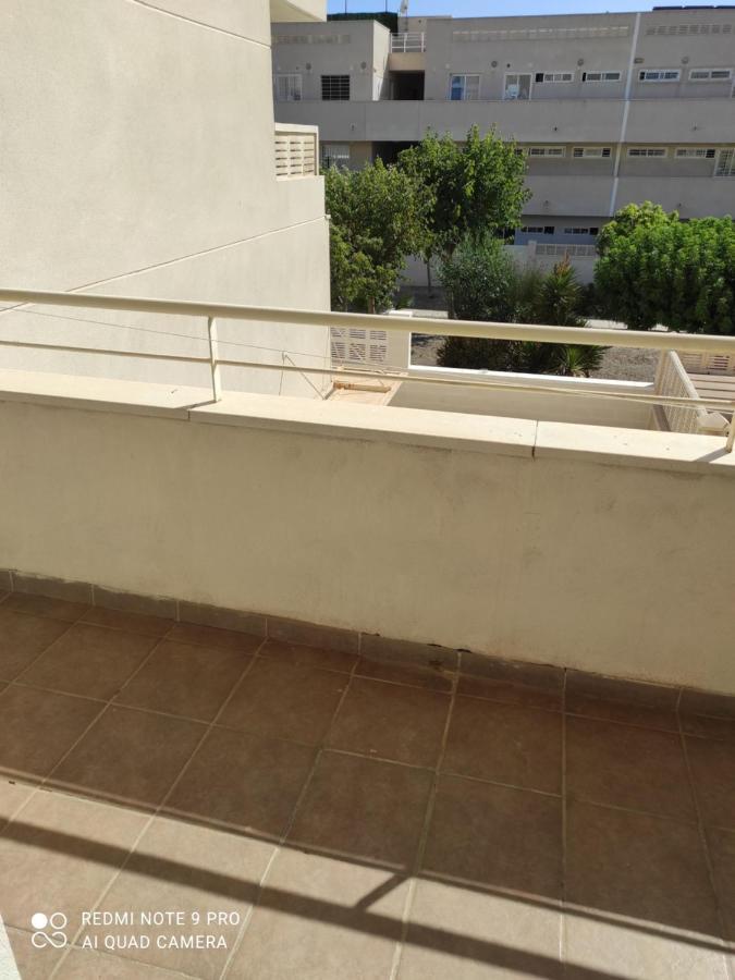 Habitaciones En Casa Compartida Retamar المرية المظهر الخارجي الصورة